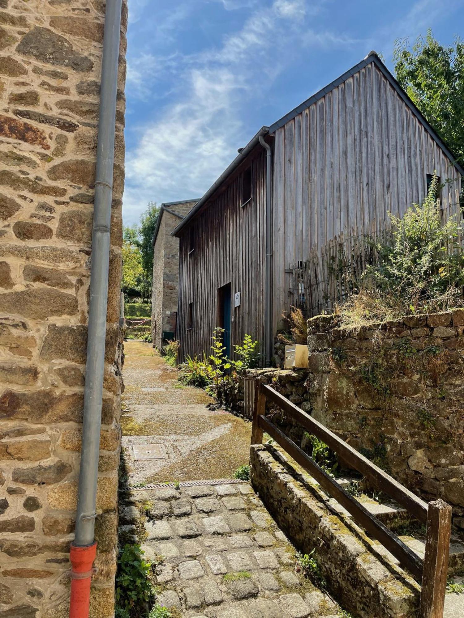 Impasse Des Mysteres - La Maison Des Sorciers Lehon/Dinan Luaran gambar